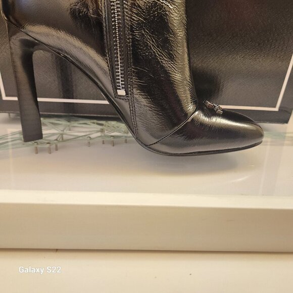 KARL LAGERFELD Women's Vica-Heeled Bootie Ankle Boots. NIB. Size 5.5 - Picture 6 of 14